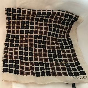 Vintage Gucci Scarf 100% silk